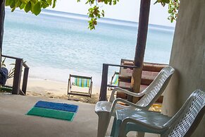 Ban Na White Sand Beach