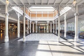 Ramada Plaza by Wyndham Chao Fah