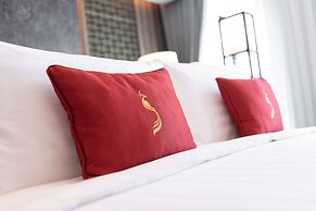 Ramada Plaza by Wyndham Chao Fah