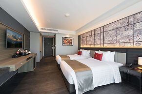 Ramada Plaza by Wyndham Chao Fah