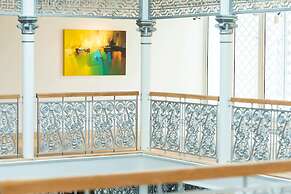 Ramada Plaza by Wyndham Chao Fah