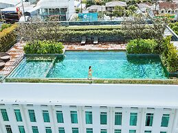 Ramada Plaza by Wyndham Chao Fah