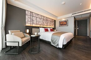 Ramada Plaza by Wyndham Chao Fah