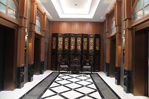 Ramada Plaza by Wyndham Chao Fah