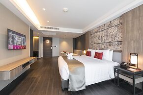 Ramada Plaza by Wyndham Chao Fah