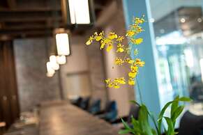 Ramada Plaza by Wyndham Chao Fah