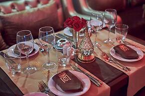 Mabrouk Hotel And Suites