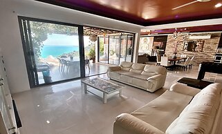 ALEX seaview luxury VILLA