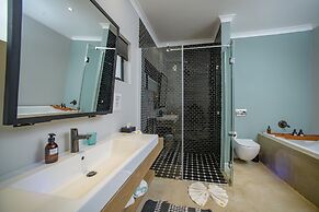 Valley Lodge - Babanango Game Reserve