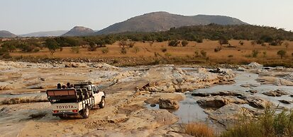 Valley Lodge - Babanango Game Reserve