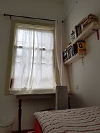 Ratones de Biblioteca - Hostel