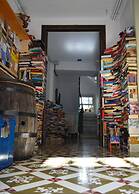 Ratones de Biblioteca - Hostel