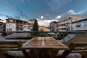Bogdanovski Studios & Guest Rooms