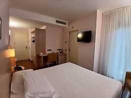 Hotel Chiaraluna