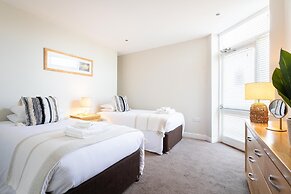 Red Lea Apartments