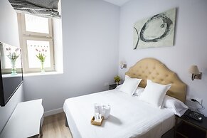 Casa de la Merced Suites