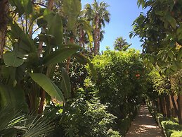 Marrakech Retreat By La Siredrah