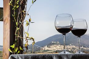 B&B With Pool and View of Assisi