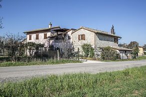 B&B With Pool and View of Assisi