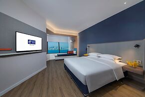 Holiday Inn Express Xiamen Airport Zone by IHG