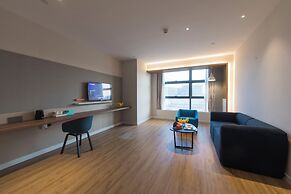 Holiday Inn Express Xiamen Airport Zone by IHG