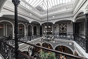 Hotel Casa Palacio María Luisa 5* GL by Kaizen Hoteles