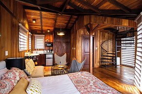 Lucero - Luxury Treehouses