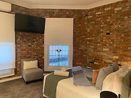 The Royal Daylesford Hotel