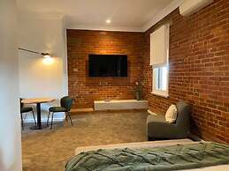 The Royal Daylesford Hotel