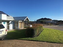 Golf and Beach Retreat