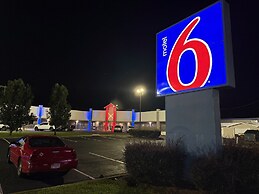 Motel 6 Moultrie, GA