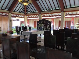 3C Familia Residence