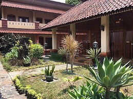 3C Familia Residence