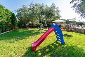 Villa Leo Dassia Corfu