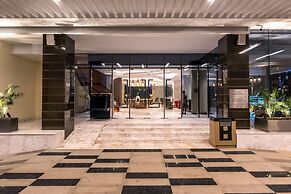 Neelkanth Sarovar Premiere