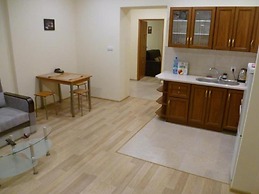 Energy House Apartments