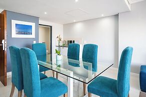 Blaauwberg Beach Hotel