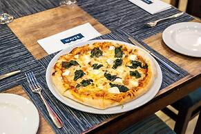 Blaauwberg Beach Hotel