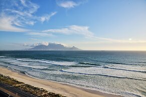 Blaauwberg Beach Hotel