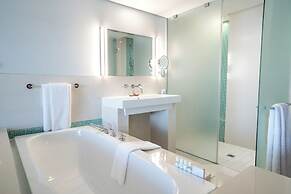 Blaauwberg Beach Hotel