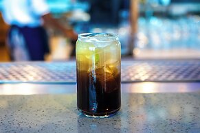 Blaauwberg Beach Hotel