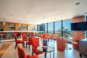 Blaauwberg Beach Hotel