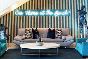 Blaauwberg Beach Hotel