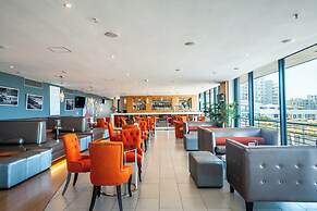 Blaauwberg Beach Hotel