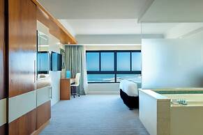 Blaauwberg Beach Hotel