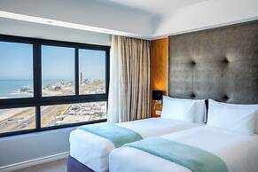 Blaauwberg Beach Hotel