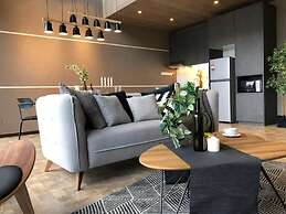 Expressionz Professional Suites by SYNC