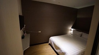 Win Inn Kaohsiung Hotel