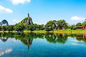 Wing Hotel Guilin - Central Square