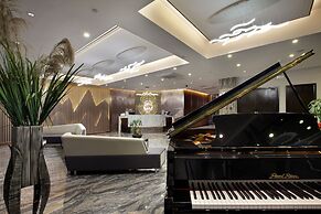 Wing Hotel Guilin - Central Square